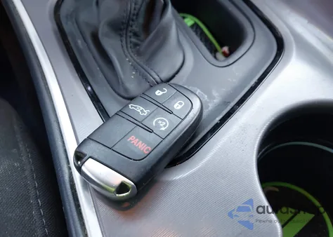 2022 Dodge Challenger R/T Scat Pack z USA, uszkodzony, nr VIN 2C3CDZFJ5NH164499